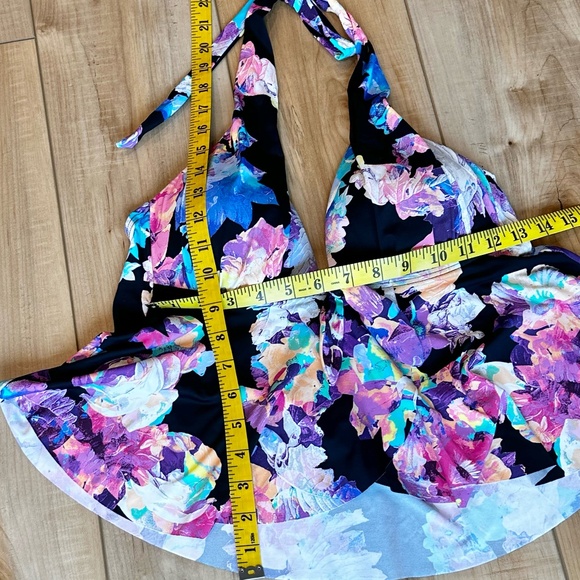 Bar III Floral Tankini Swim Top Halter Style - Flutter Size Med - Picture 4 of 8